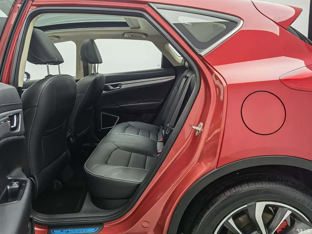 Geely Emgrand, 2019 15