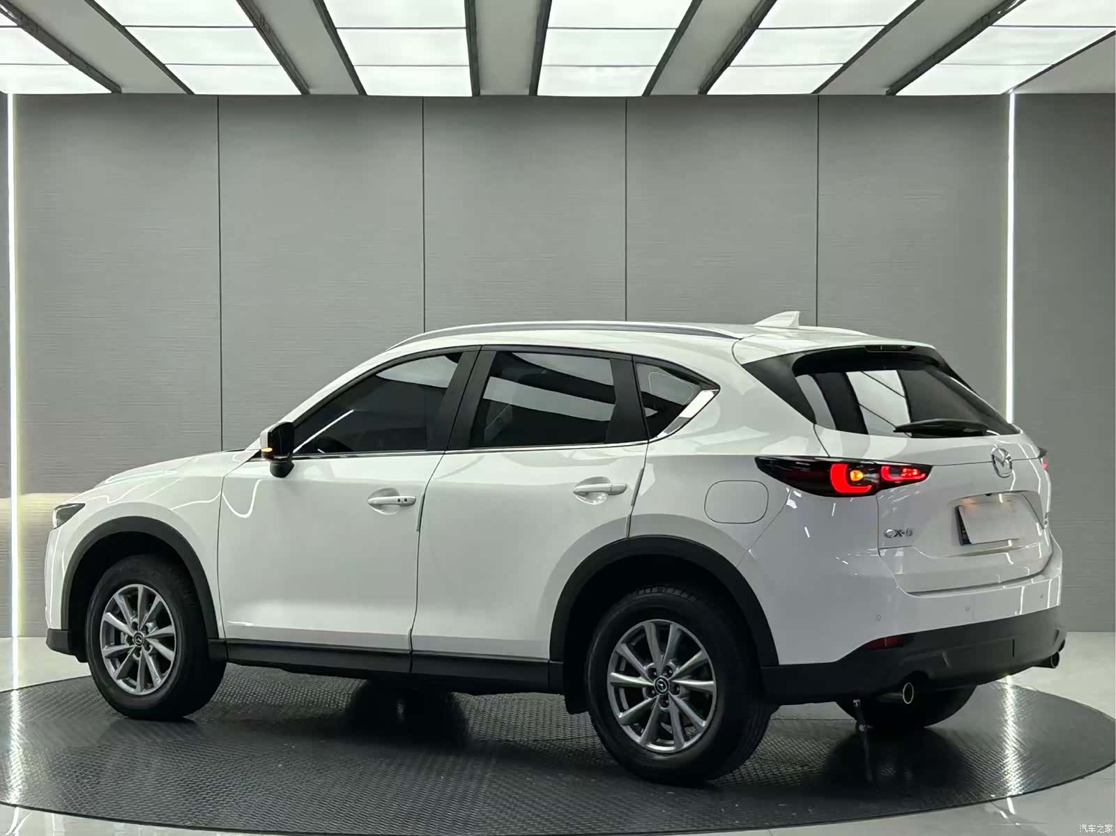 Mazda CX-5, 2023 3