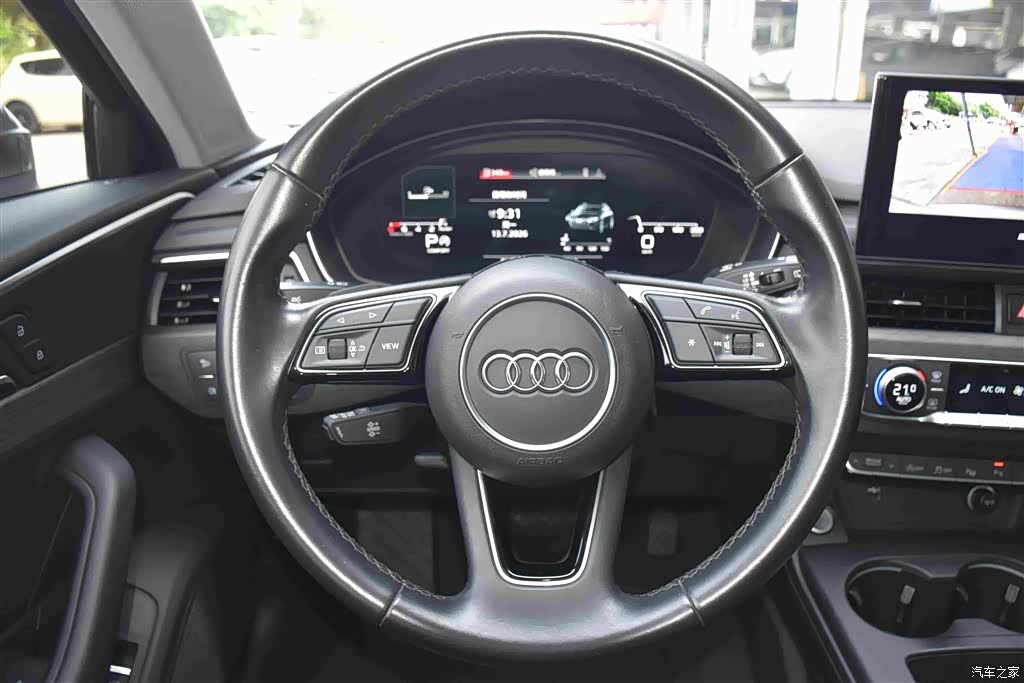 Audi A4, 2021 11