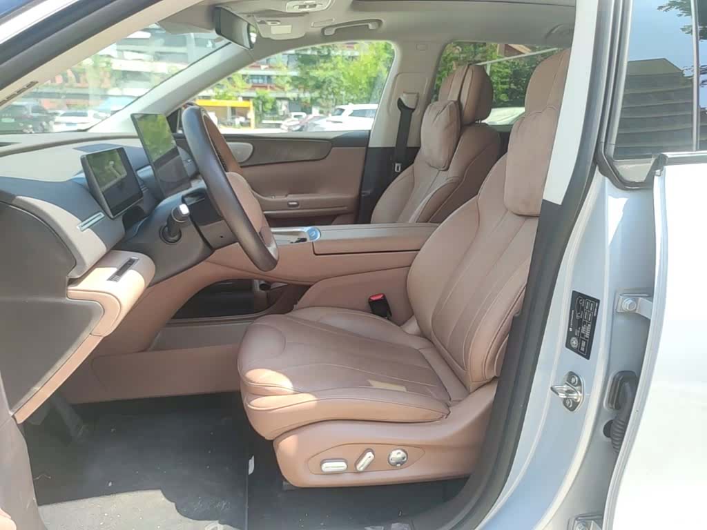 Leapmotor C11, 2025 15