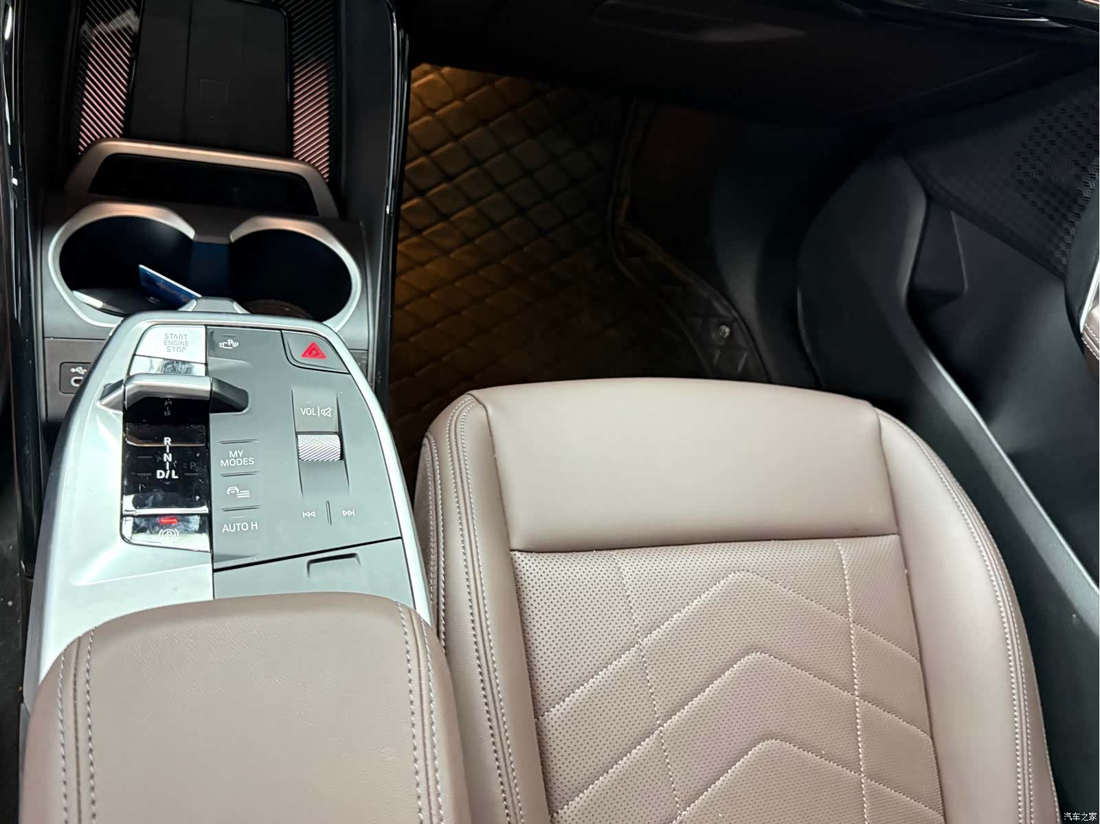 BMW X1, 2025 8