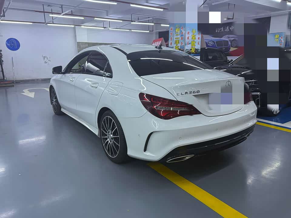 Mercedes-Benz CLA