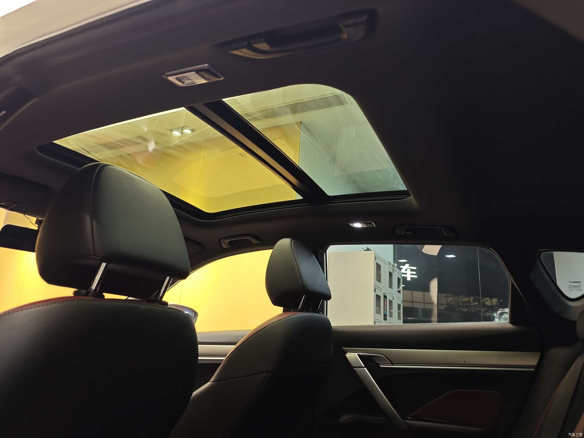Geely Coolray, 2020 23