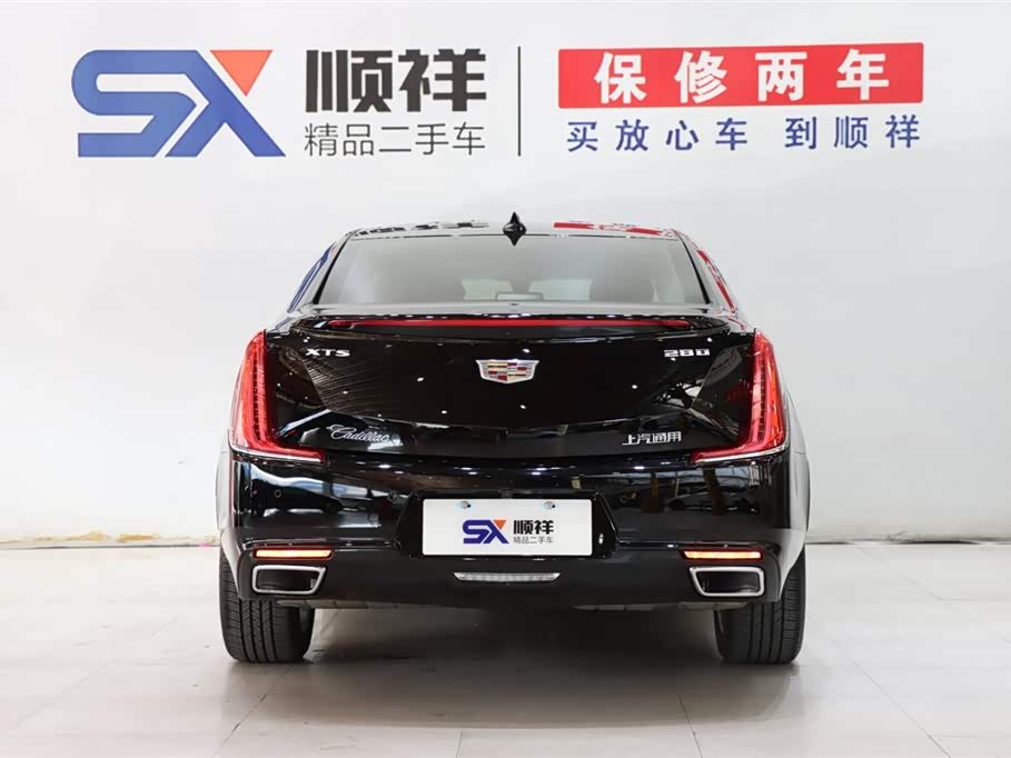 Cadillac XTS