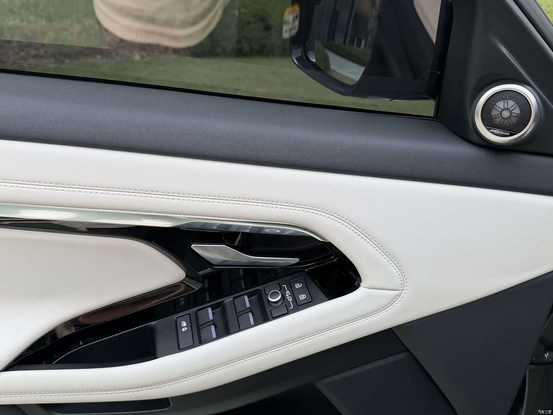 Land Rover Range Rover, 2022 11