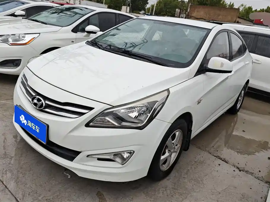 Hyundai Rena