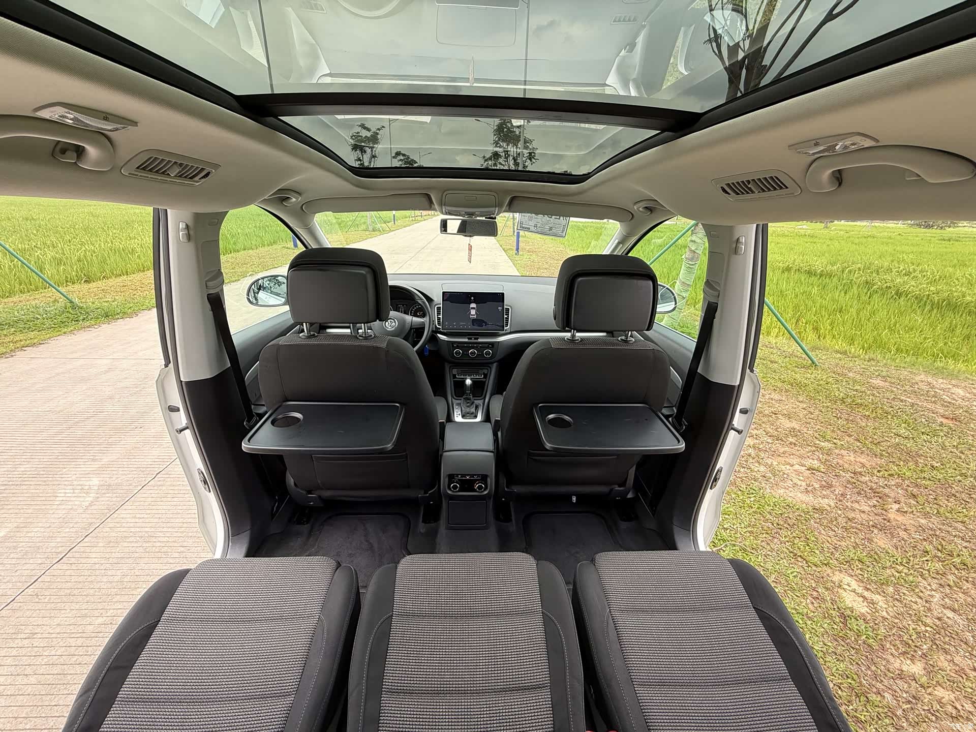 Volkswagen Xia, 2014 14