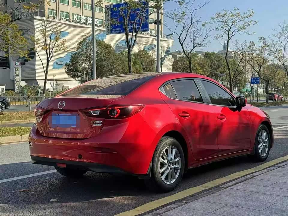 Mazda 3 Angkesaila