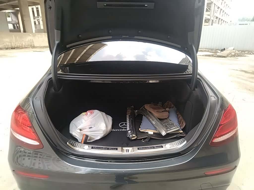 Mercedes-Benz E-Class, 2019 19