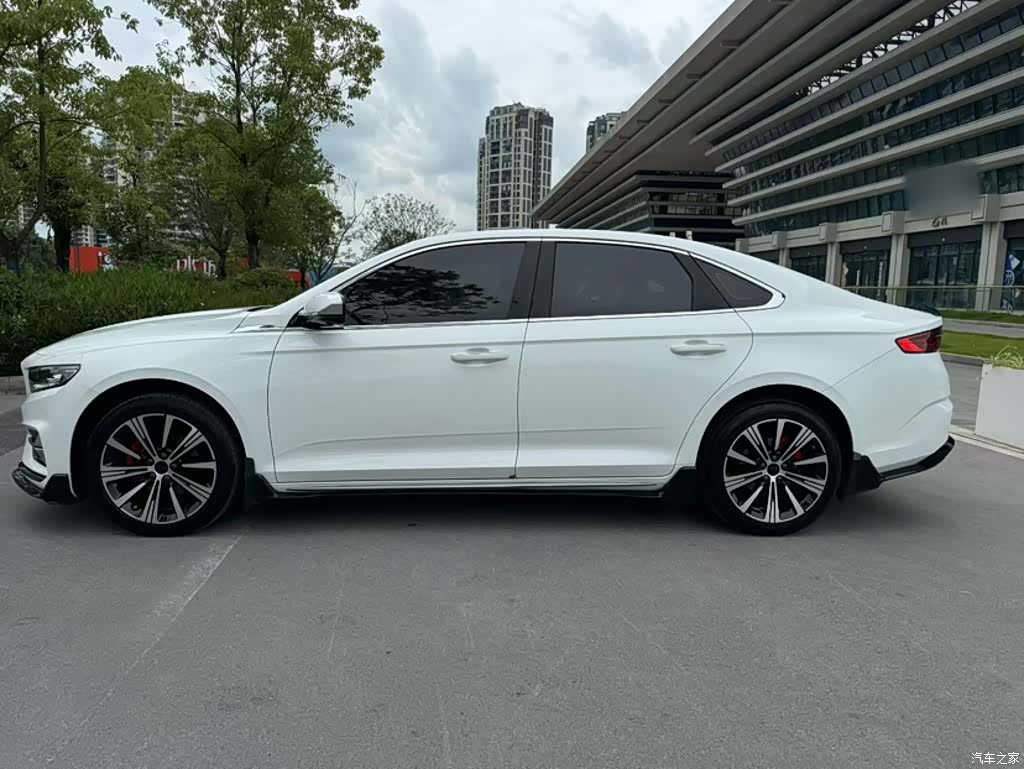 Geely Preface, 2025 4