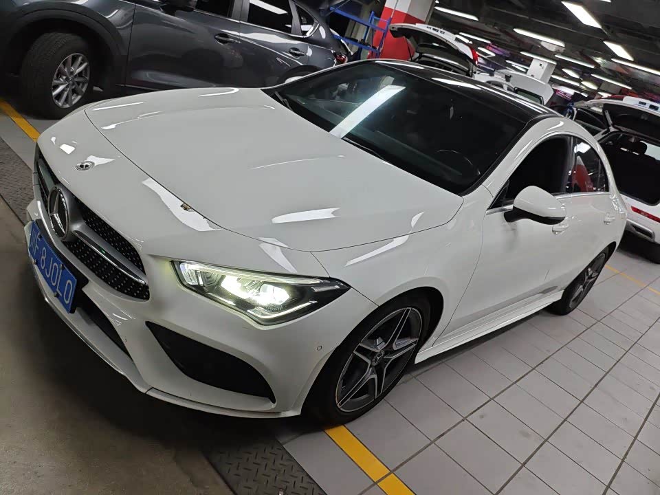 Mercedes-Benz CLA