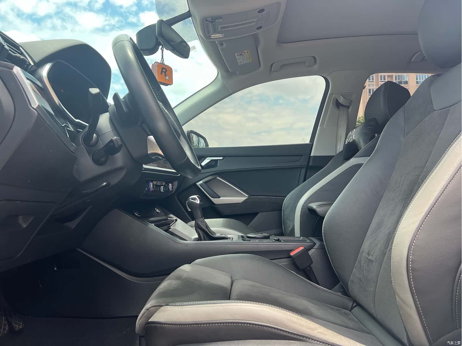 Audi Q3, 2022 8