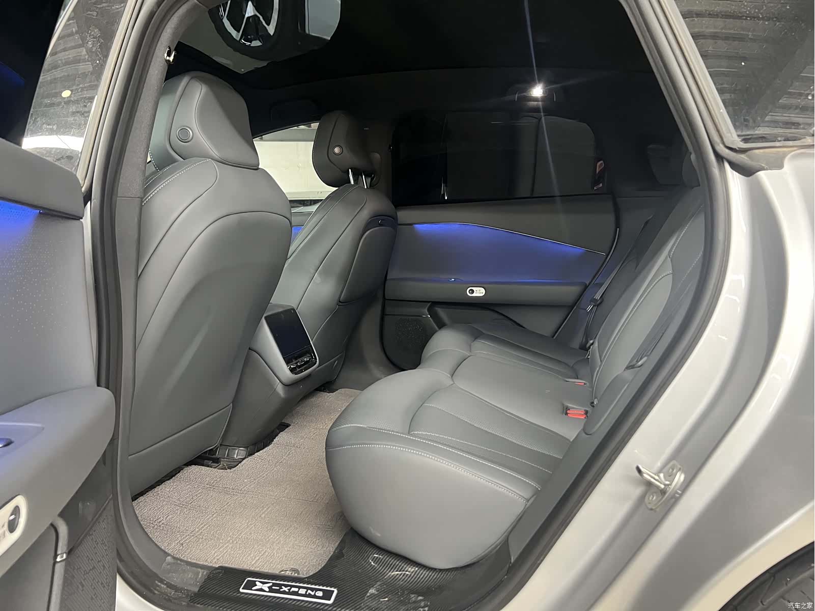 Xpeng P7, 2025 8