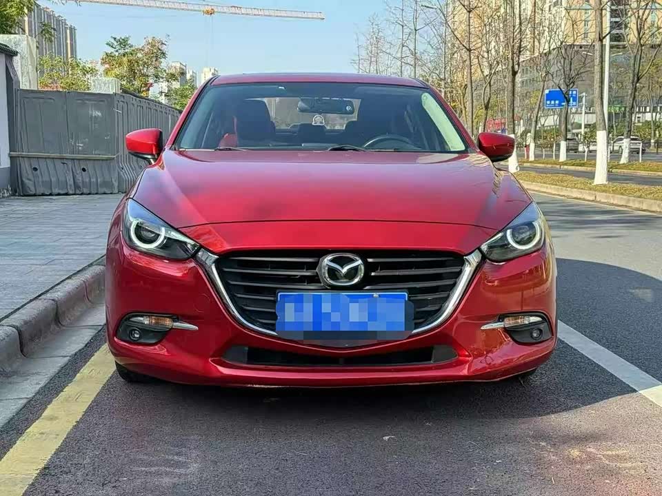 Mazda 3 Angkesaila