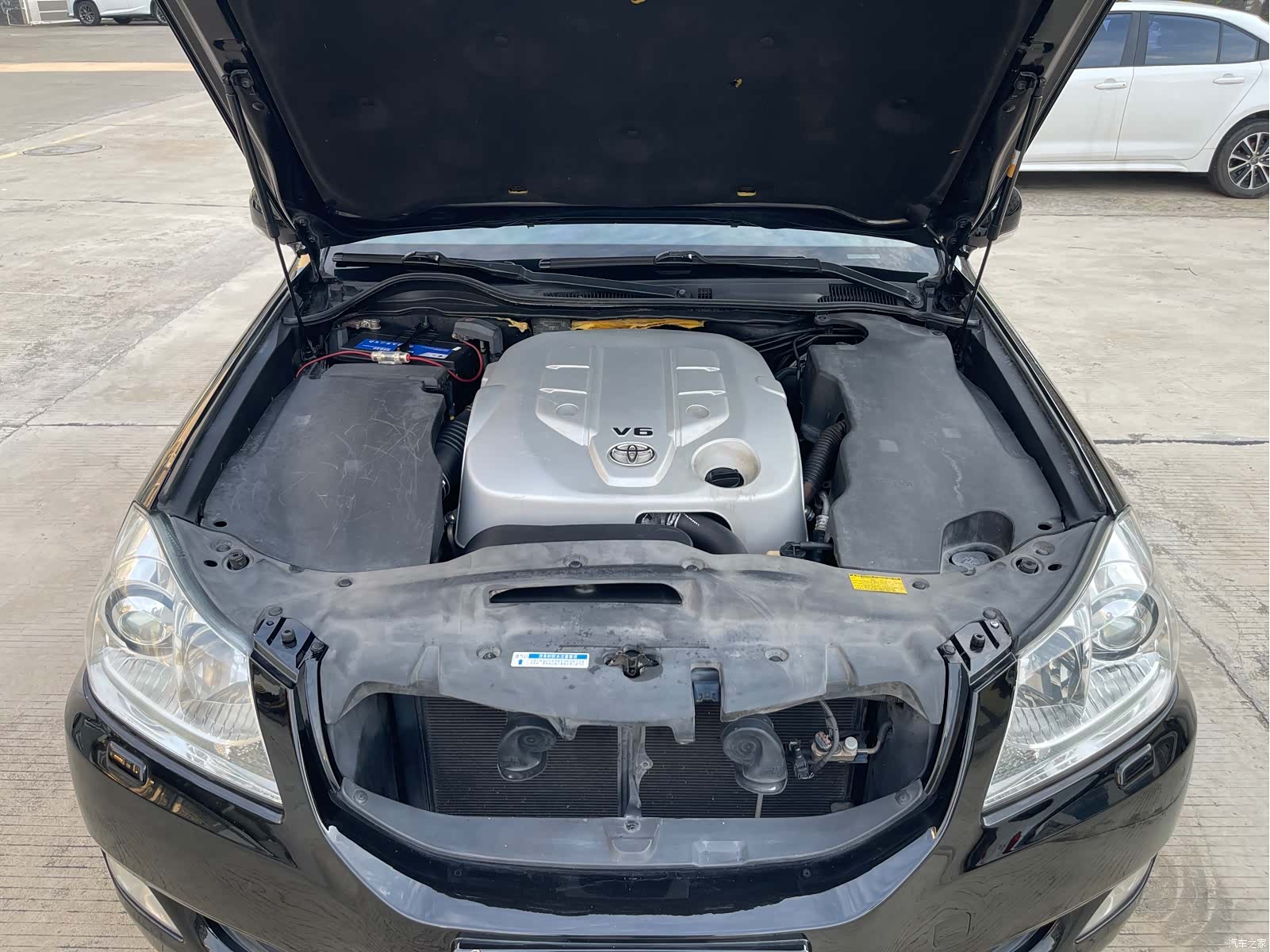 Toyota Crown, 2011 16