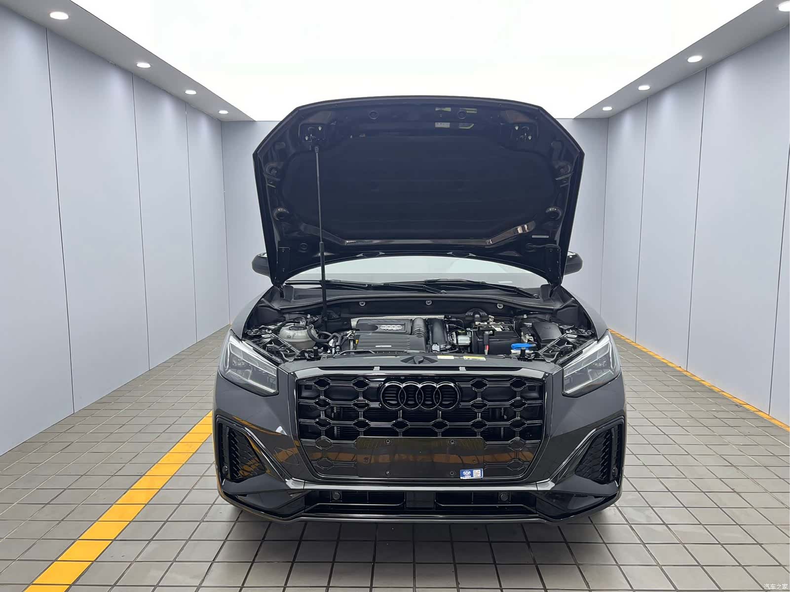 Audi Q2L, 2022 17
