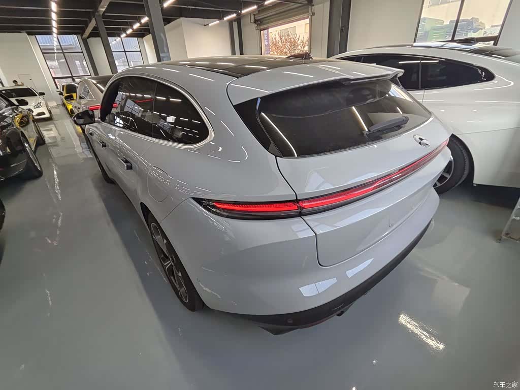 NIO ET5, 2024 все фото