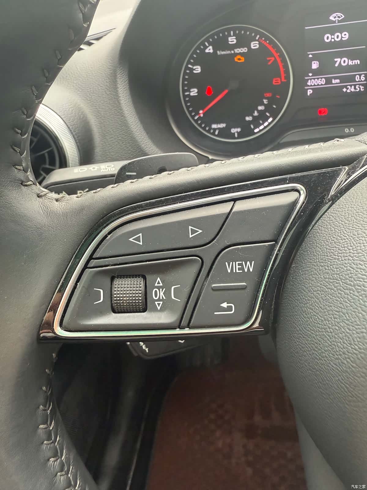 Audi Q2L, 2022 16