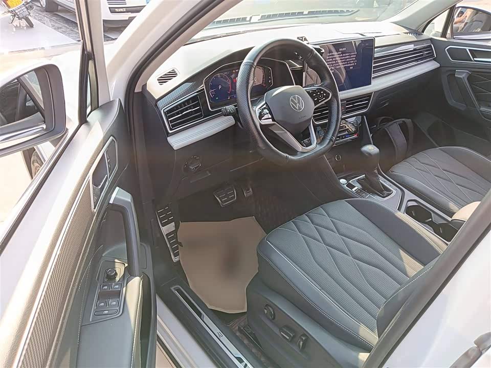 Volkswagen Tiguan L Volkswagen Tiguan L