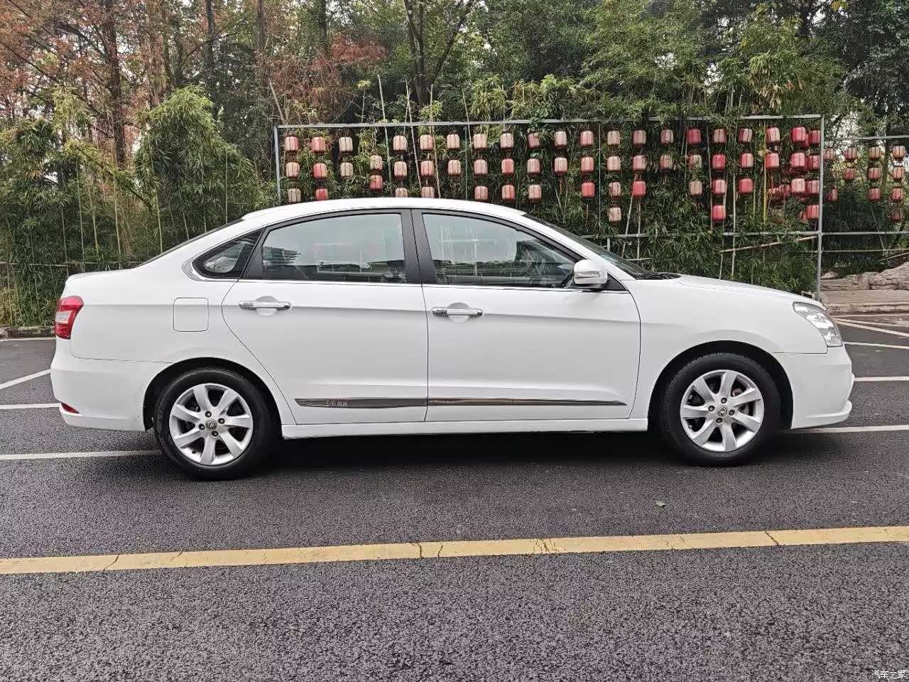 DongFeng A60, 2014 26