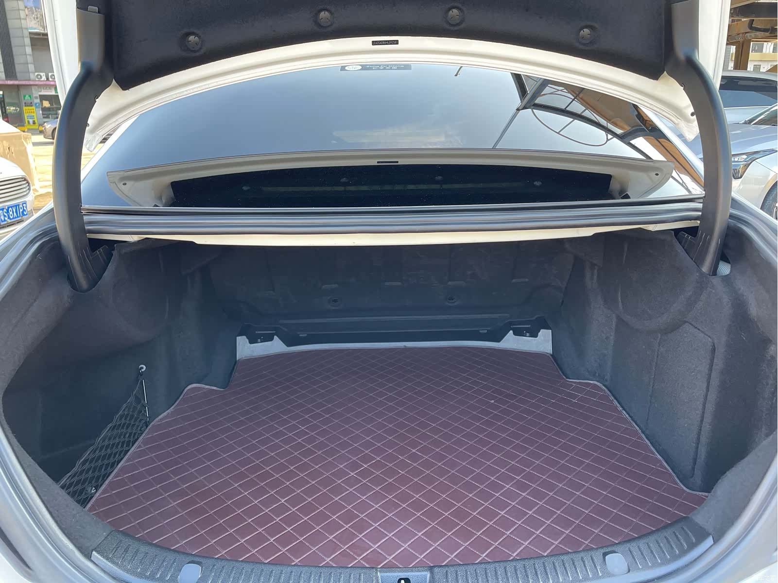 Mercedes-Benz E-Class, 2017 25