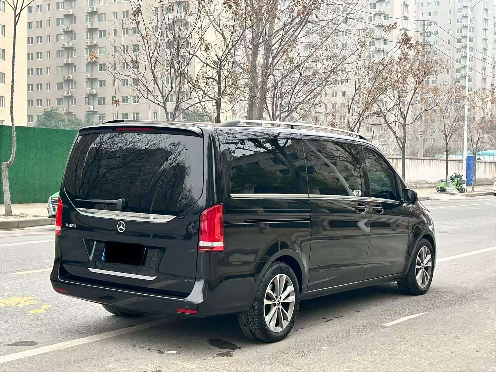 Mercedes-Benz V-Class, 2023 все фото
