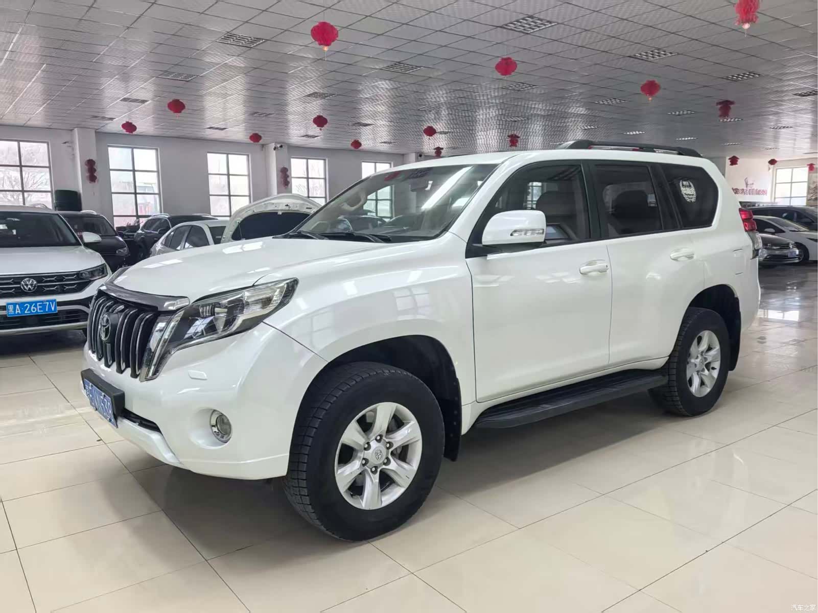 Toyota Prado, 2012 1
