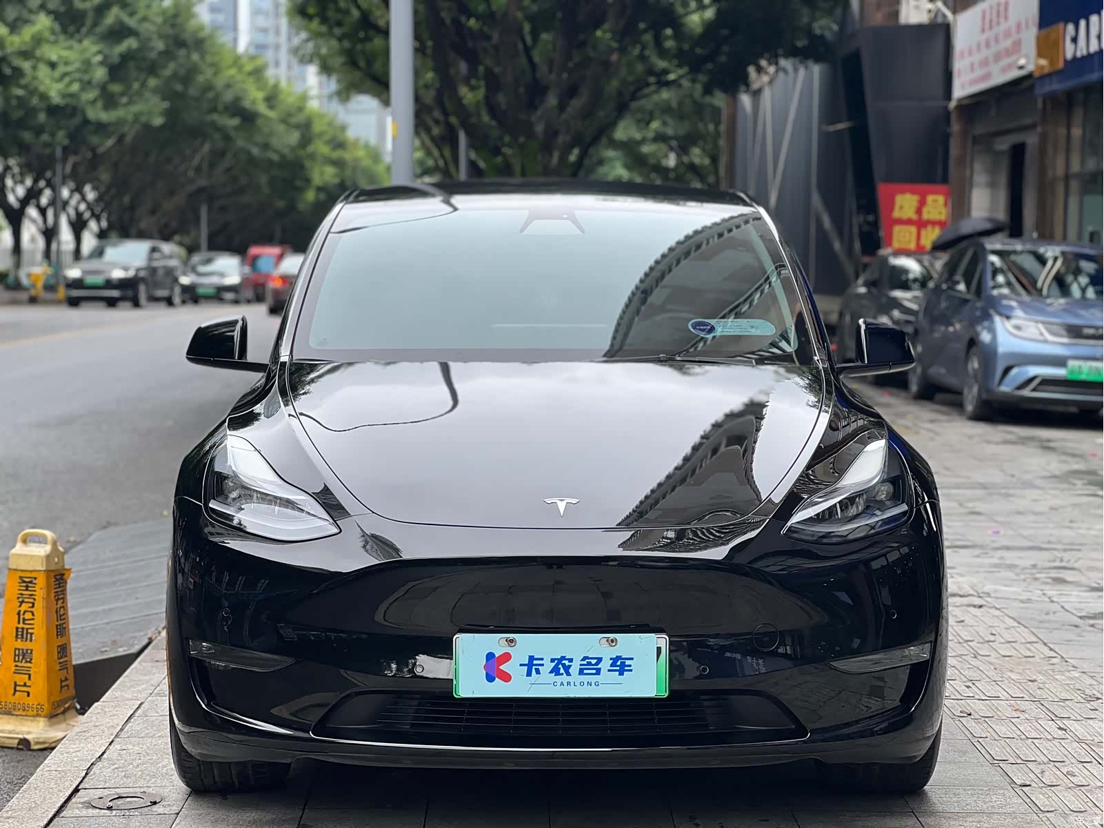 Tesla Model Y, 2022 2