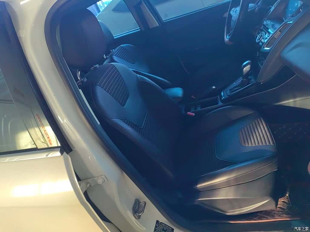 Ford Focus, 2017 20