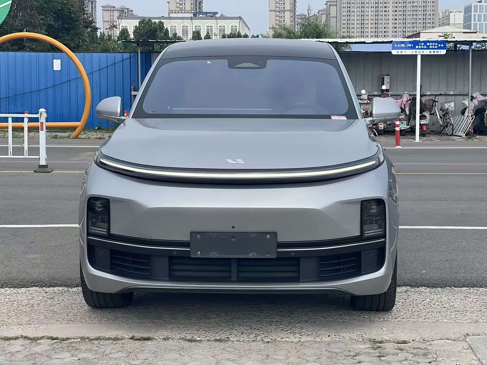 Li Auto L8, 2023 2