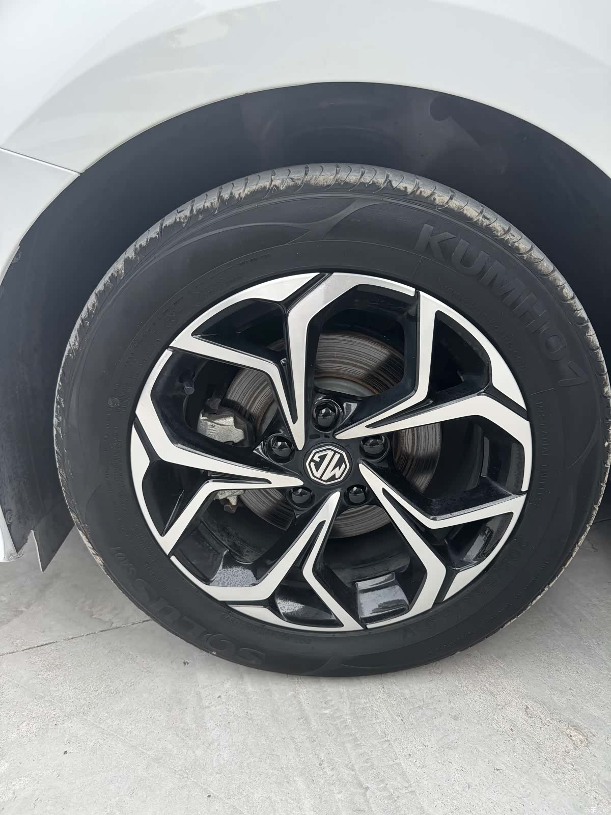 MG MG5, 2024 13