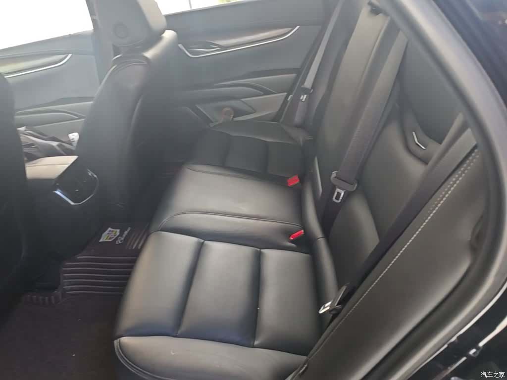 Cadillac XTS, 2019 17