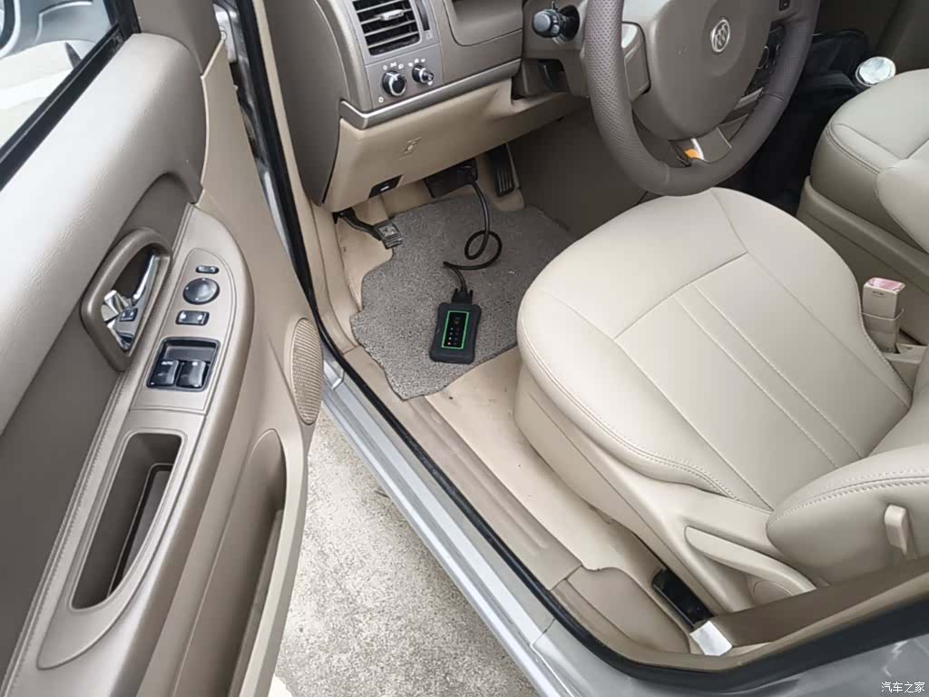 Buick GL8, 2015 16