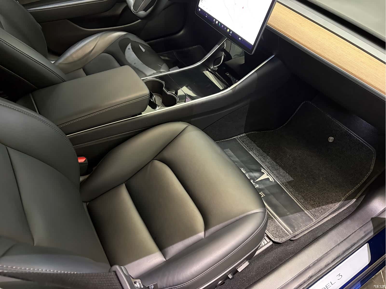 Tesla Model 3, 2019 10