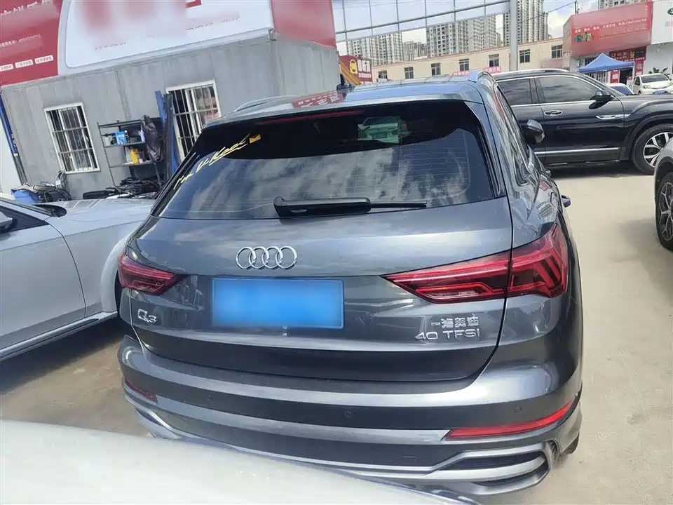 Audi Q3