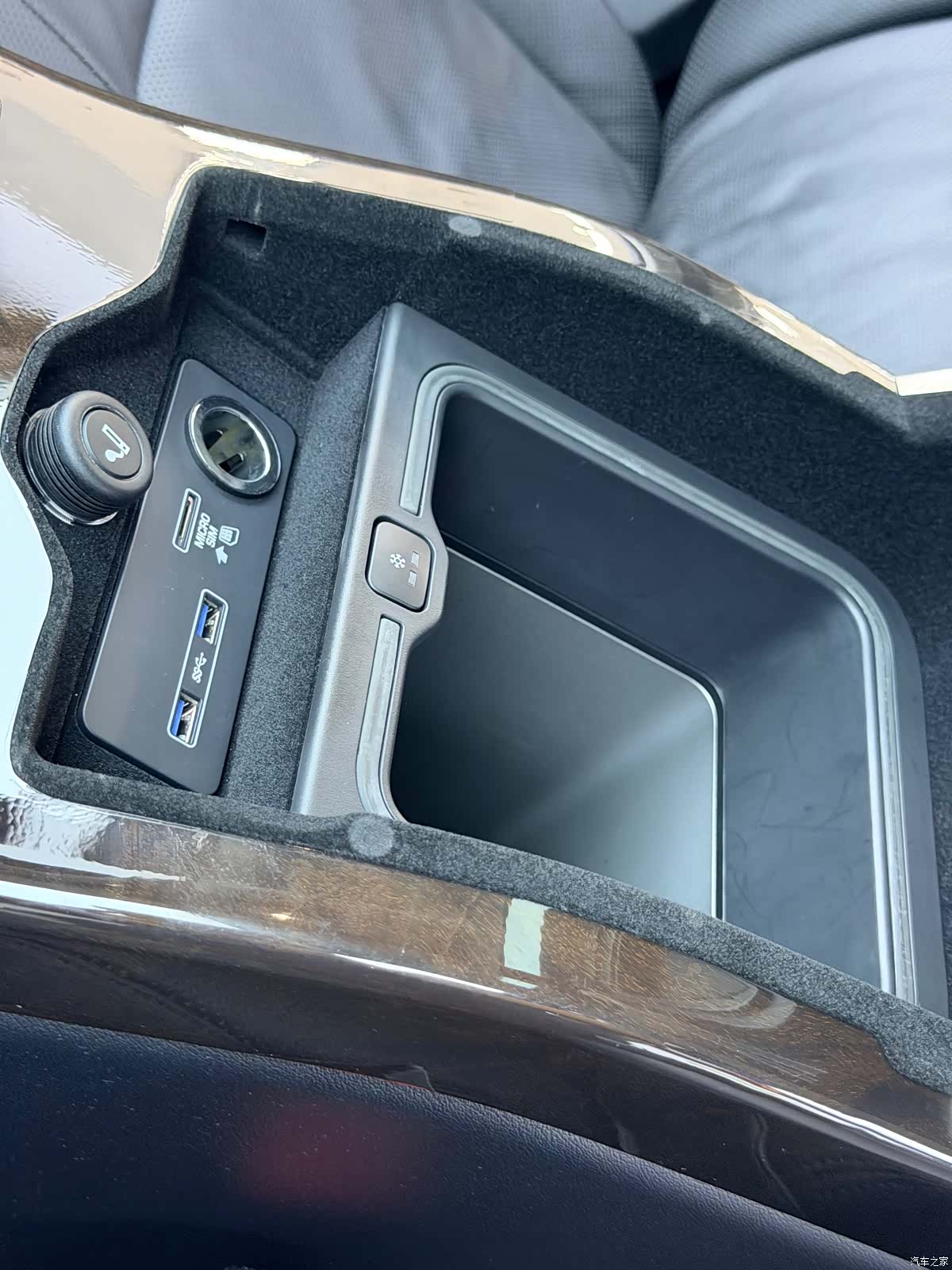 Land Rover Range Rover, 2019 15