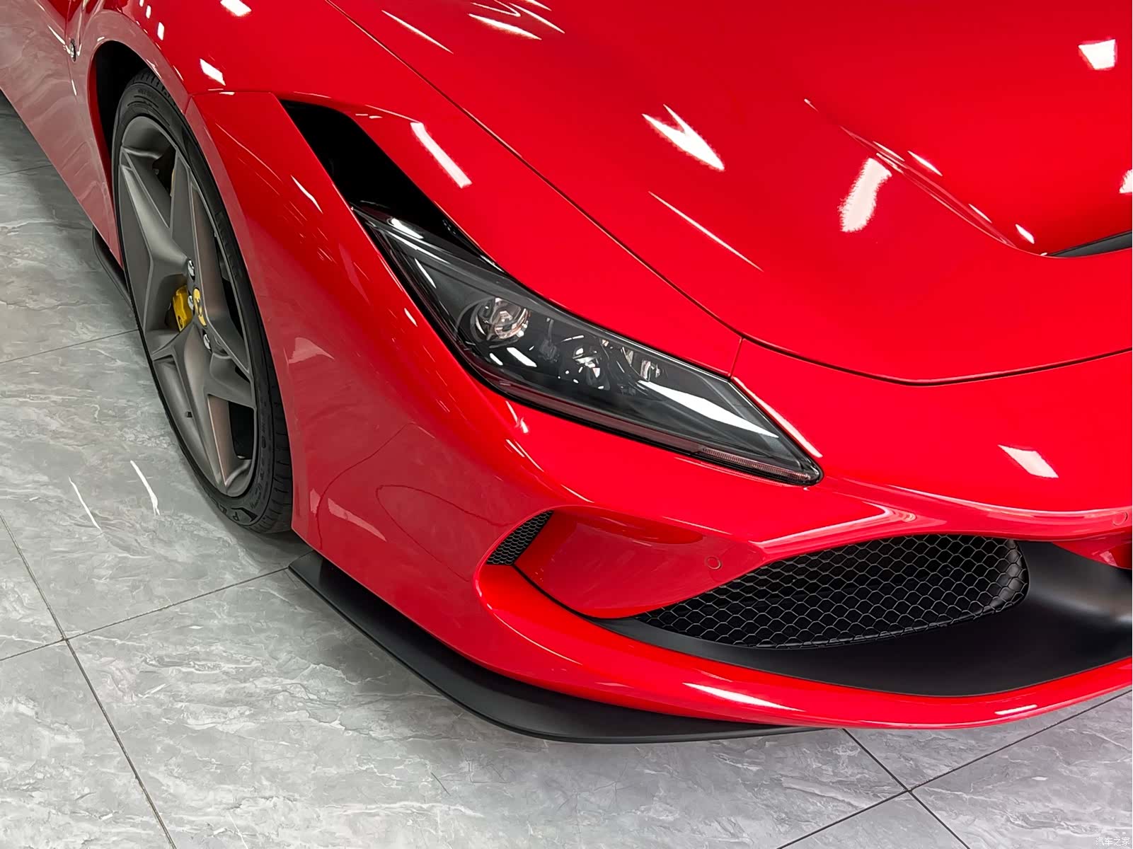 Ferrari F8, 2023 24