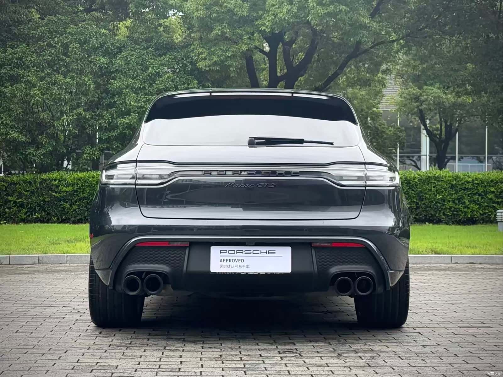 Porsche Macan, 2022 все фото