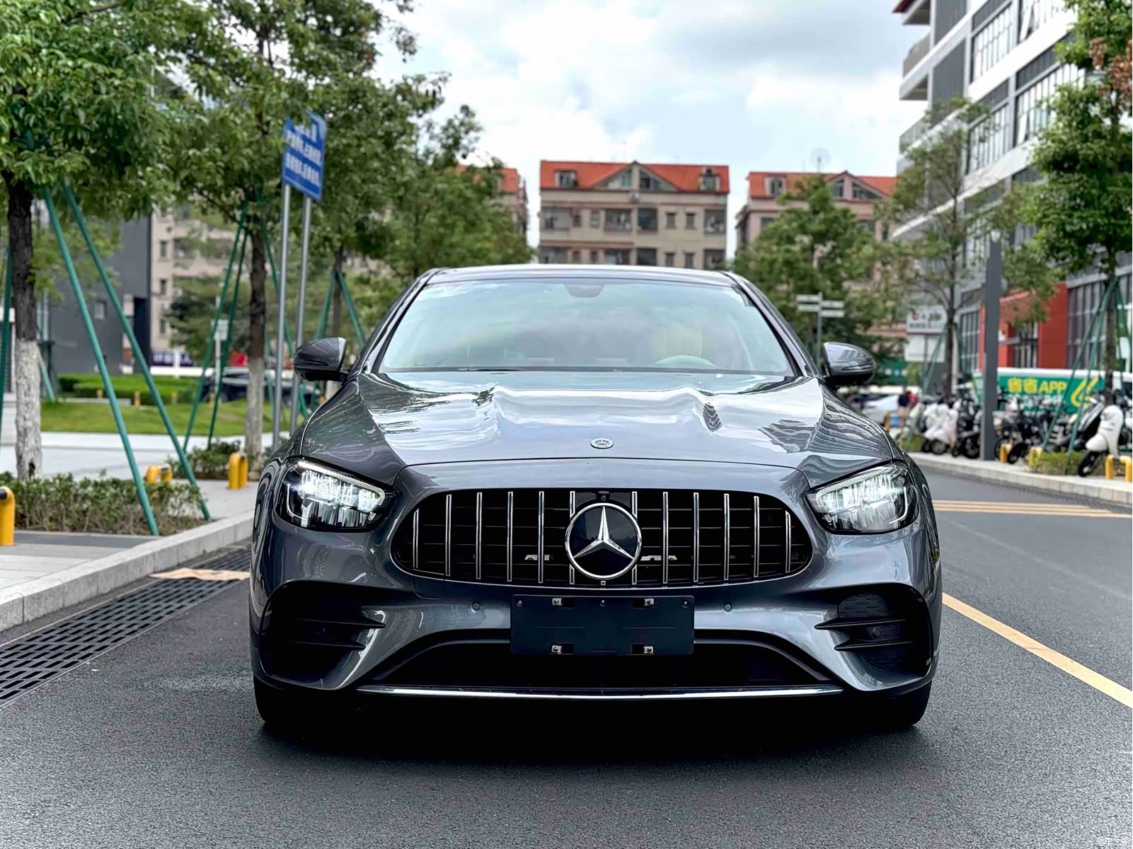 Mercedes-Benz E-Class, 2021 4