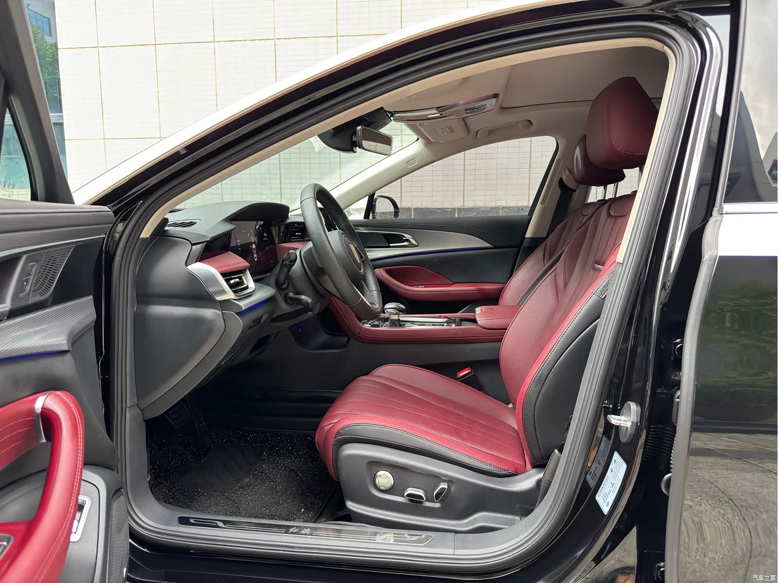 Hongqi H5, 2022 все фото