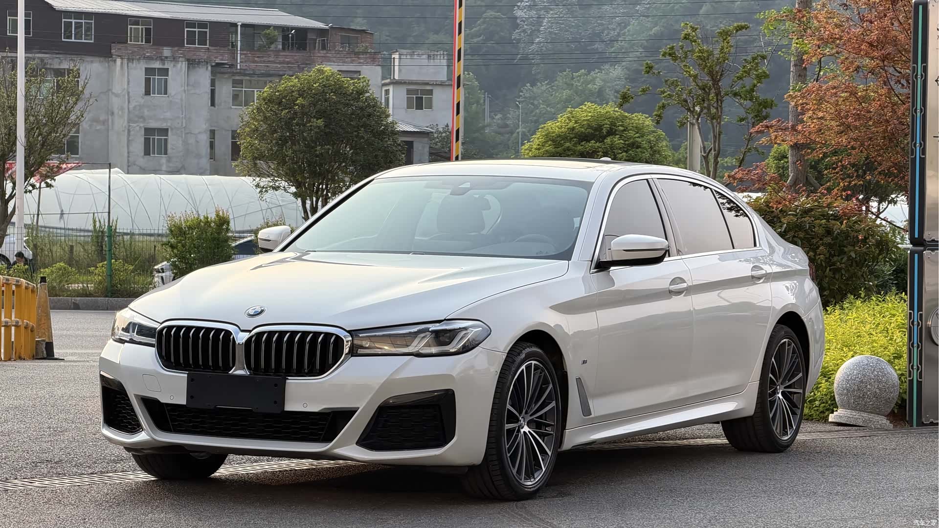 BMW 5 Series, 2020 1