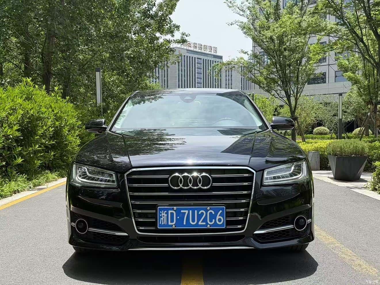 Audi A8L, 2013 4