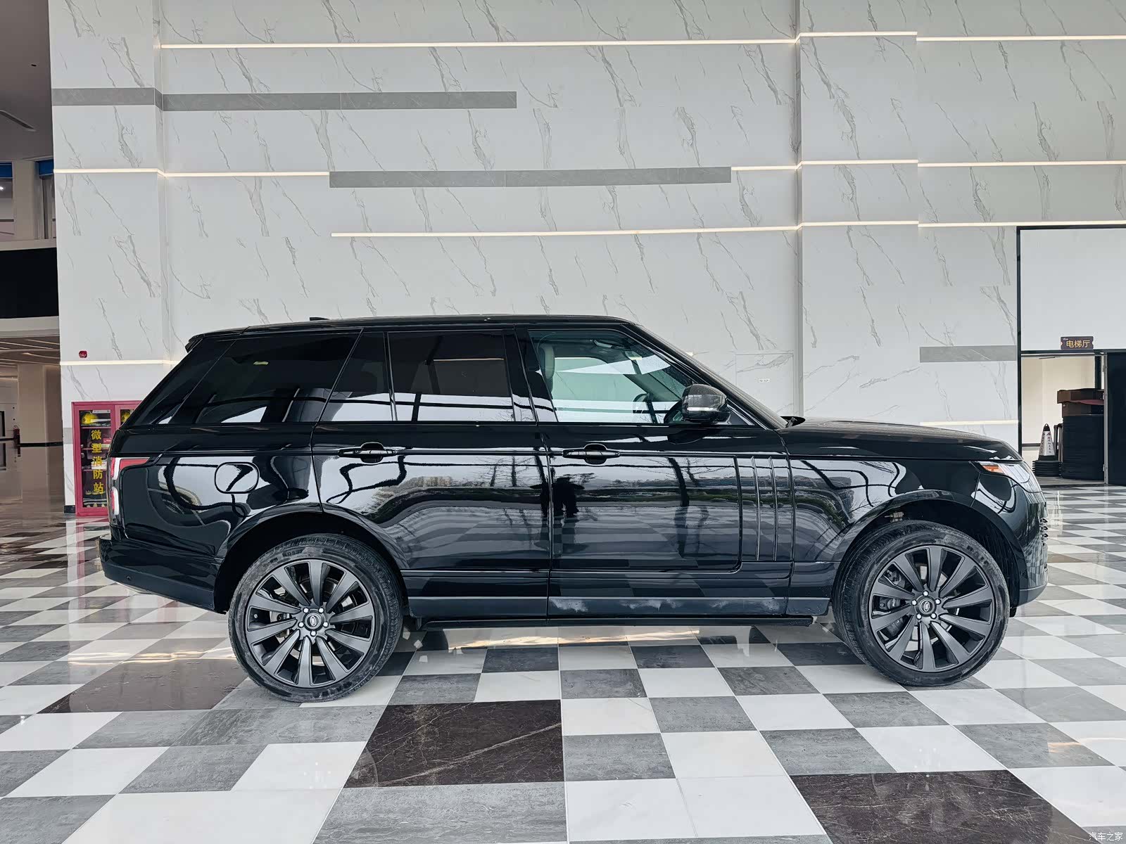 Land Rover Range Rover, 2019 3