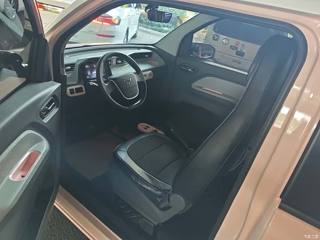 Wuling MINIEV, 2021 16