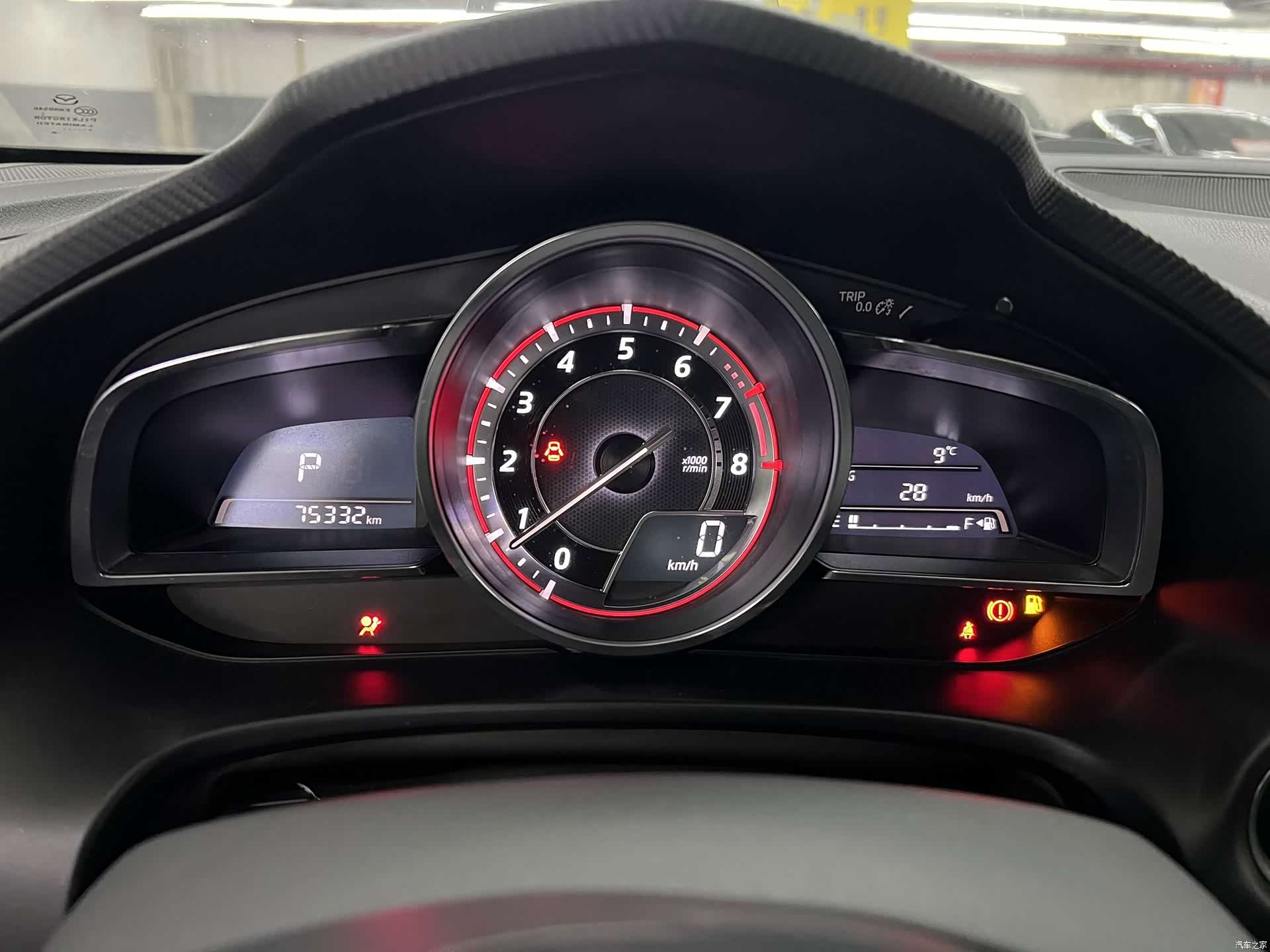 Mazda Mazda3, 2015 11