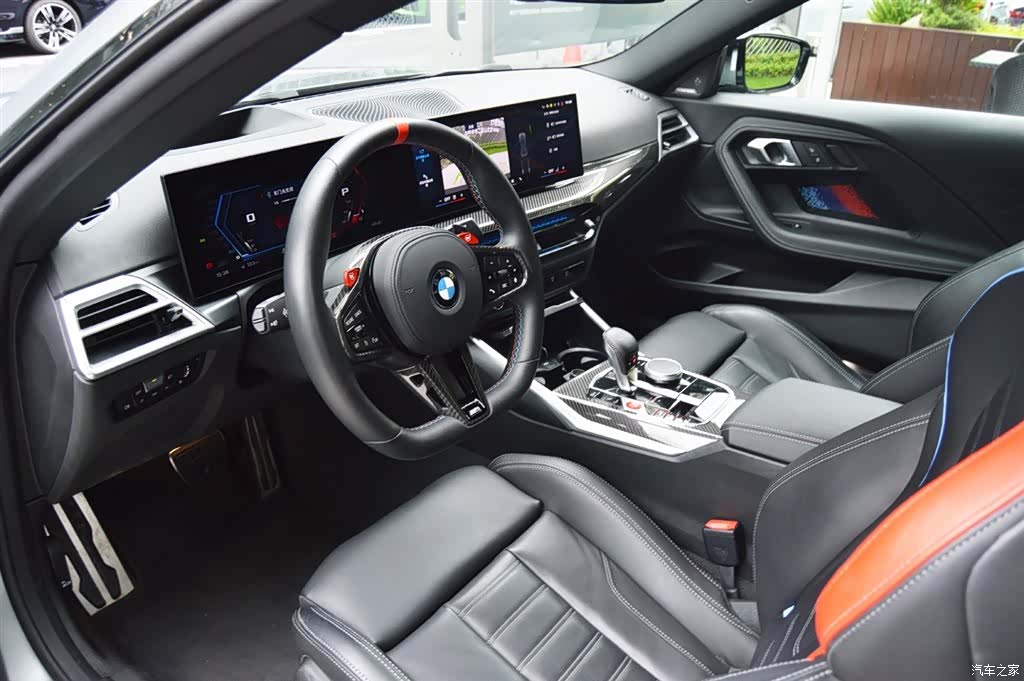 BMW M2, 2025 7