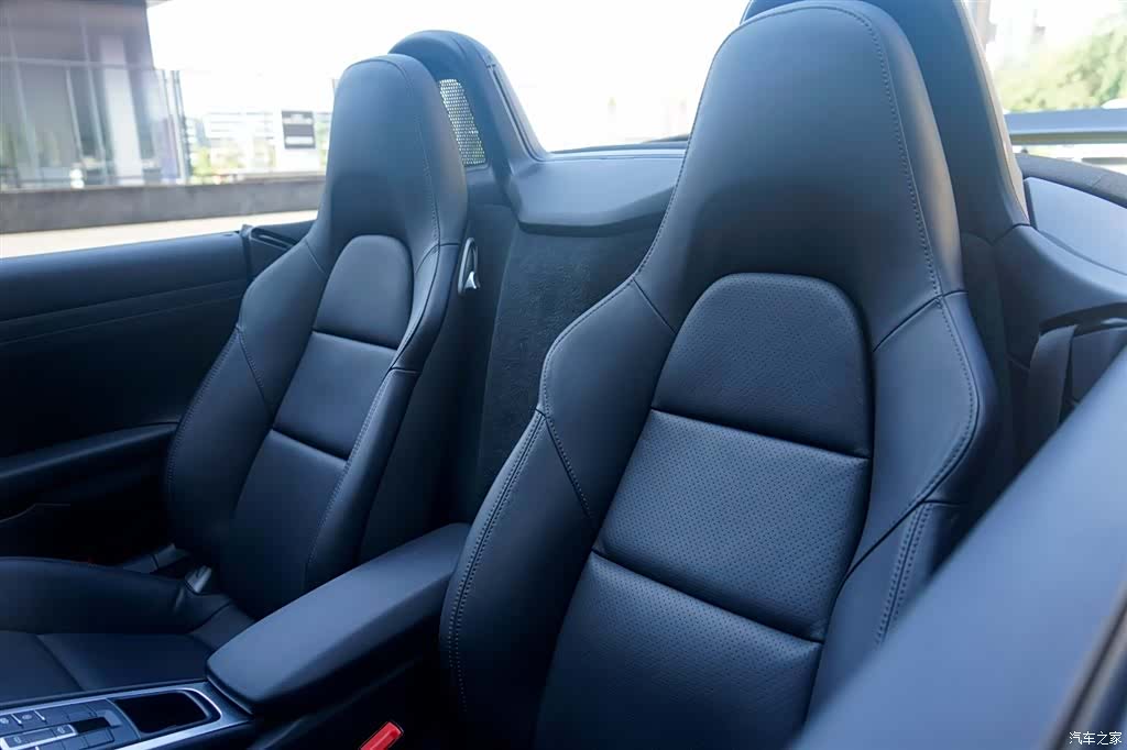 Porsche Boxster, 2024 26