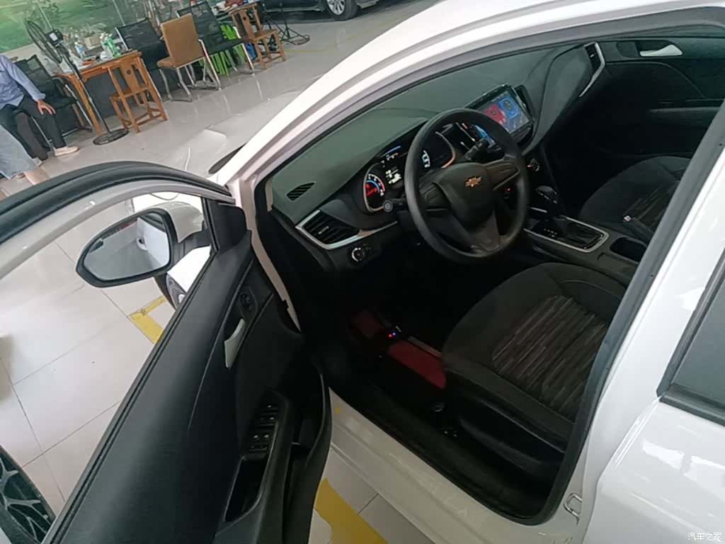 Chevrolet 320, 2018 16
