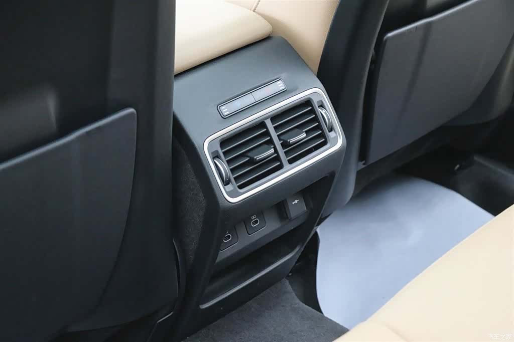 Land Rover Discovery, 2024 21