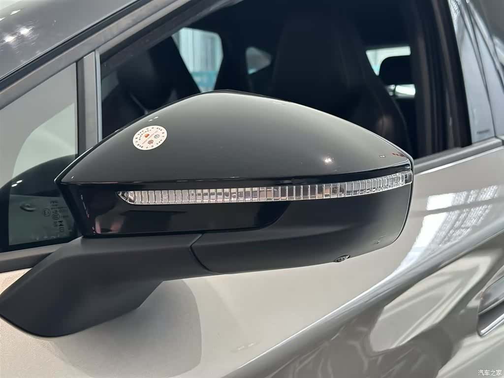 Volkswagen 06, 2025 15
